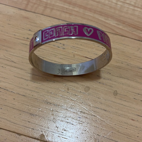 {Coach} Poppy Bangle Bracelet - Picture 3 of 5